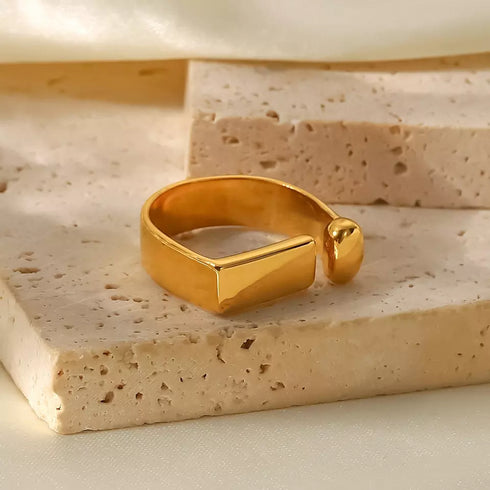 Ella Ring